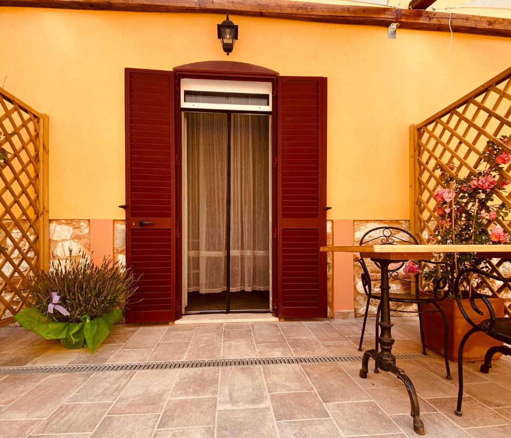 B&B La Fucinaia Pet Friendly Adults Only Campiglia Marittima Exterior foto